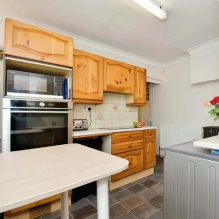 Image 7 - Sydney Road, Sheffield, S10 1GA, United Kingdom - Townhouse for sale