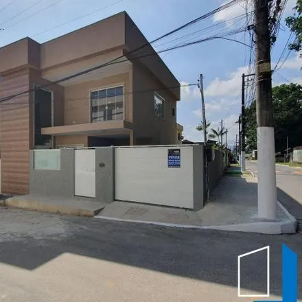 Buy this 2 bed house on Rua Doutor Siqueira in Magé - RJ, 25900