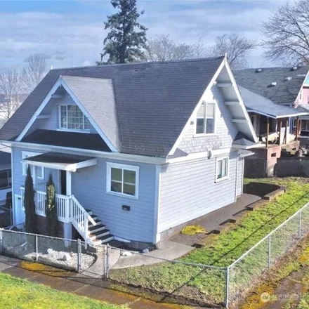 Buy this 3 bed house on 393 South 29th Street in Tacoma, WA 98402