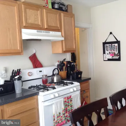 Image 4 - 5338 Ridge Avenue, Philadelphia, PA 19128, USA - Townhouse for sale