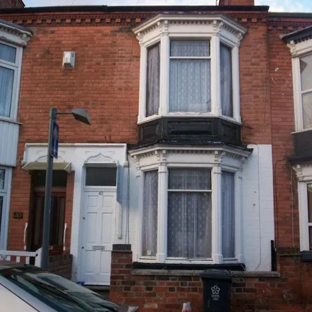 Rent this 3 bed apartment on Norman Street in Leicester, LE3 0BA