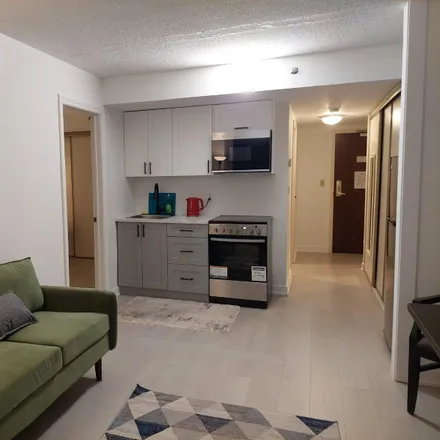 Image 4 - 550 Rue Wilbrod St, Ottawa, ON K1N 5R4, Canada - Apartment for rent