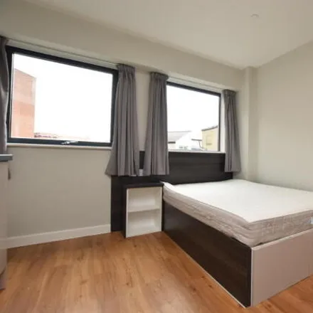 Image 3 - Xenia Students, Queen Street, Sheffield, S1 2DU, United Kingdom - Apartment for rent