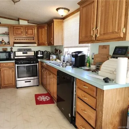 Image 3 - 6035 South Transit Road, South Lockport, NY 14094, USA - Apartment for sale
