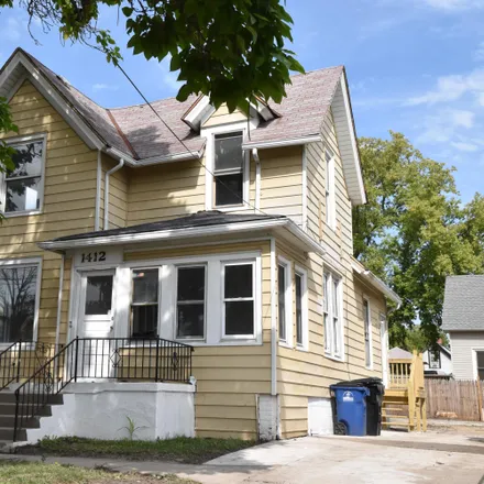 Buy this 4 bed house on 1410 West Street in Racine, WI 53404