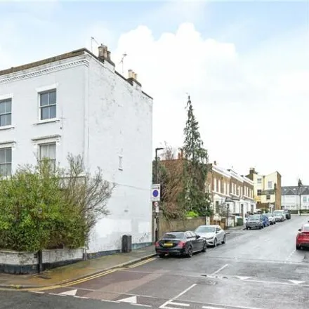 Image 7 - 5 Mackay Road, London, SW4 0NB, United Kingdom - Townhouse for sale