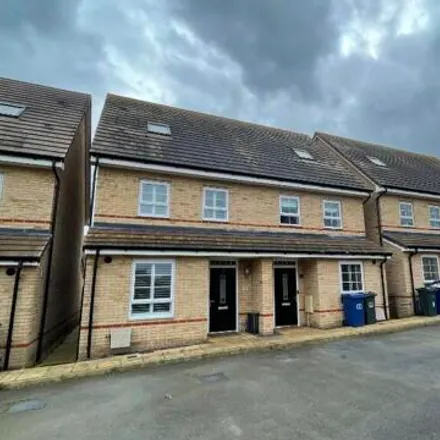 Buy this 3 bed duplex on Ashridge Close in Stanford-le-Hope, SS17 0FP