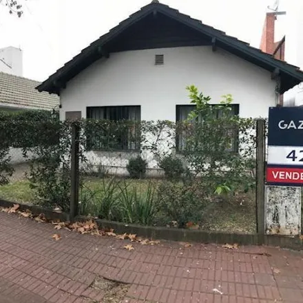 Buy this 3 bed house on Solier 865 in Adrogué, Argentina