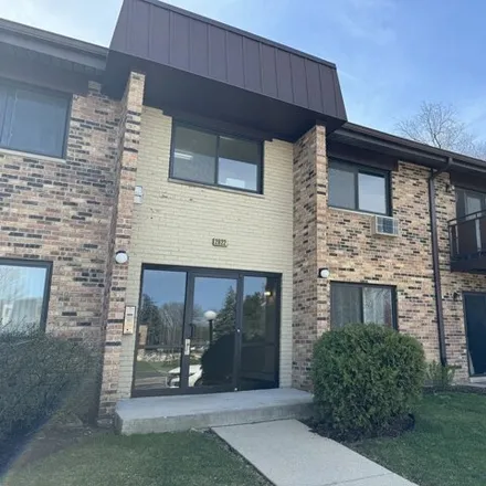Image 1 - unnamed road, Arlington Heights, IL 60004, USA - Condo for sale