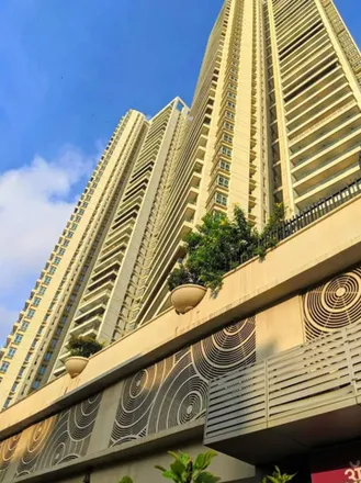Rent this 4 bed apartment on L Melville Marg in Byculla West, Mumbai - 400008
