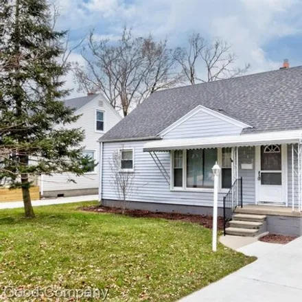 Buy this 3 bed house on 249 South Chocolay Avenue in Clawson, MI 48017