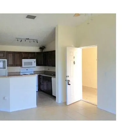 Image 3 - North 57th Avenue, Hollywood, FL 33021, USA - Condo for rent