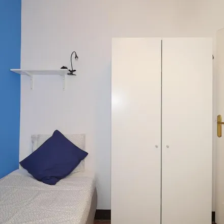 Rent this 3 bed apartment on Carrer de Sugranyes in 111, 08028 Barcelona