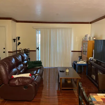 Image 4 - 3910 West Valencia Drive, Fullerton, CA 92833, USA - Room for rent