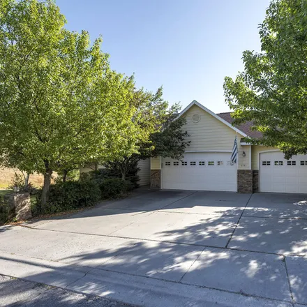 Buy this 5 bed house on Pinnacle Place in Missoula, MT 59808