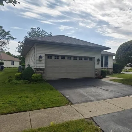 Rent this 2 bed house on 13221 Indiana Ct in Huntley, Illinois