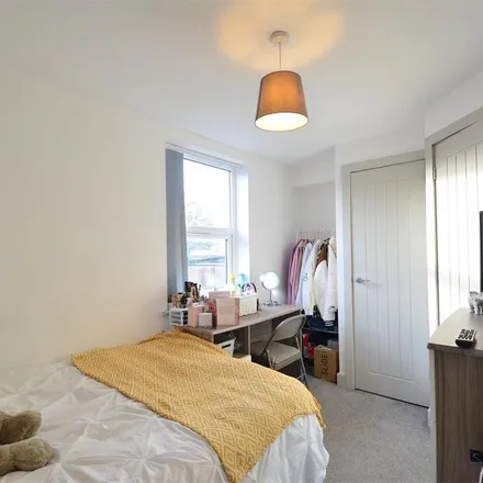 Rent this 1 bed townhouse on 261 Heeley Road in Selly Oak, B29 6EL
