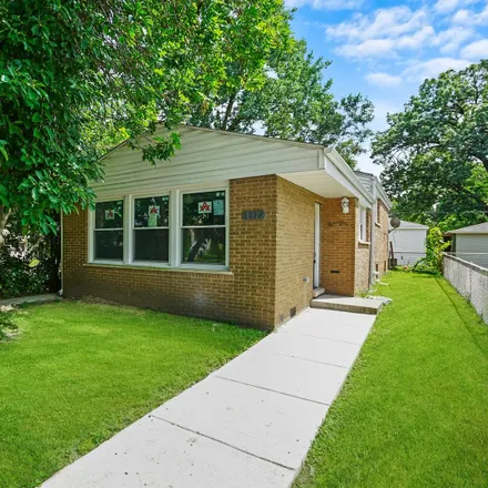 Buy this 3 bed house on 1213 West 108th Place in Chicago, IL 60643