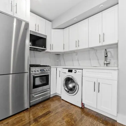 Image 3 - 105 East 117th Street, New York, NY 10035, USA - House for rent