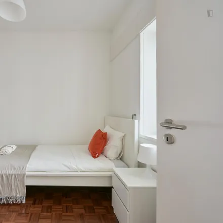 Rent this 7 bed room on Embassy of Angola in Avenida da República 68, 1069-213 Lisbon