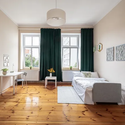 Rent this 3 bed room on Wojciecha Cybulskiego 19 in 50-205 Wrocław, Poland