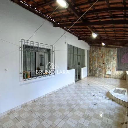 Buy this 3 bed house on Rua Igarapé in São Joaquim de Bicas - MG, 32920-000