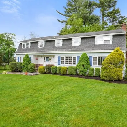 Buy this 5 bed house on 165 Holmes Road in Ridgefield, CT 06877