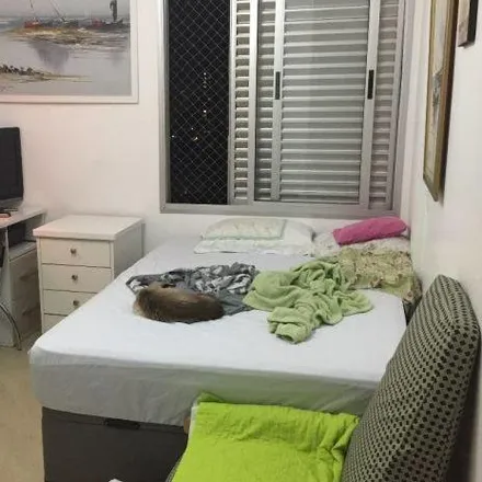 Buy this 3 bed apartment on Rua das Camélias 133 in Mirandópolis, São Paulo - SP