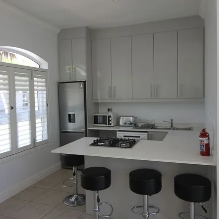 Image 2 - Stowe Close, Cape Town Ward 71, Western Cape, 7945, South Africa - Apartment for rent