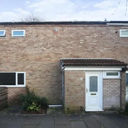 Buy this 3 bed townhouse on Wishaw Close in Redditch, B98 7RE