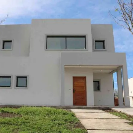 Buy this 3 bed house on unnamed road in Partido del Pilar, 1635 Presidente Derqui