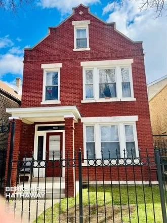 Image 1 - 4321 South Campbell Avenue, Chicago, IL 60632, USA - House for rent