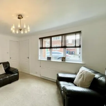 Image 4 - John Hibbard Avenue, Sheffield, S13 9UU, United Kingdom - Duplex for sale