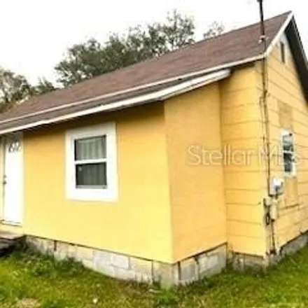 Buy this 2 bed house on 428 Southwest 1st Avenue in Mulberry, FL 33860