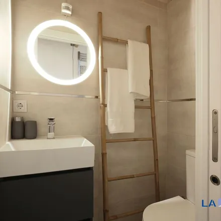 Rent this 1 bed apartment on Avenida de Buenos Aires in 52, 28018 Madrid