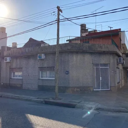 Buy this studio house on Paso 2995 in Partido de La Matanza, C1440 FJN Lomas del Mirador