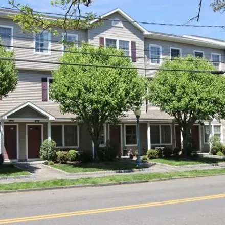 Rent this 2 bed house on 28 Third Street in Northfield, Stamford