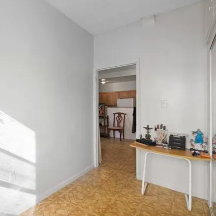 Image 7 - 414 61st Street, New York, NY 11220, USA - Apartment for sale