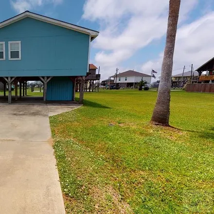 Buy this 1 bed house on 938 Clara Street in Galveston County, TX 77650