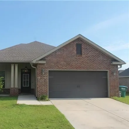 Rent this 4 bed house on 11531 Forsythe Loop in Daphne, Alabama