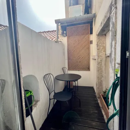 Rent this 1 bed apartment on CTT in Rua das Mercês 73 A, 1300-996 Lisbon