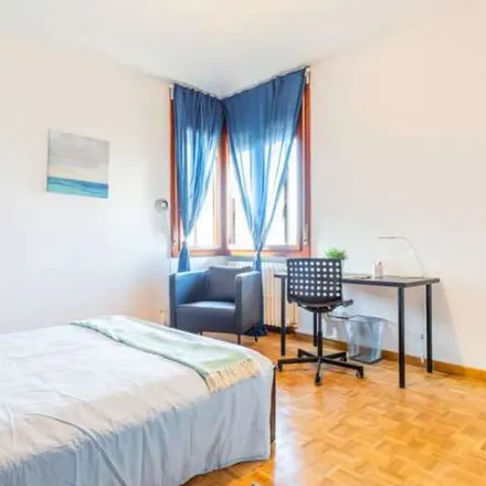 Rent this 3 bed apartment on Via Edoardo Mascheroni in 35132 Padua Province of Padua, Italy