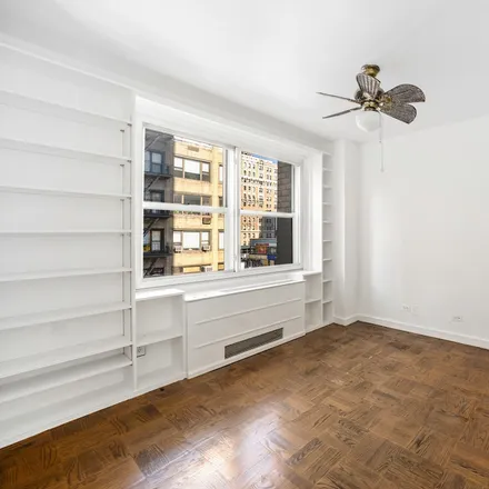 Image 5 - 201 West 70th Street, New York, NY 10023, USA - Condo for sale