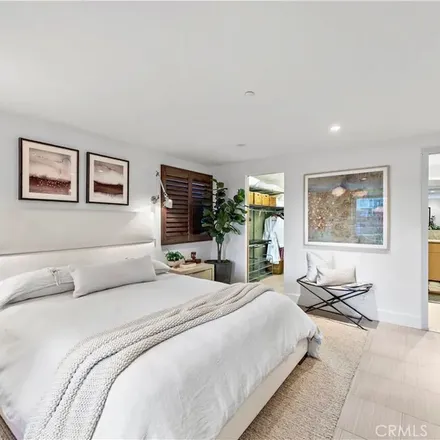 Rent this 1 bed apartment on 175 Dumond Drive in Laguna Beach, CA 92651