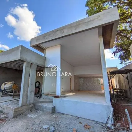 Buy this 3 bed house on Rua Padre Diogo Feijó in Igarapé - MG, 32900