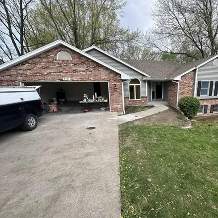 Buy this 5 bed house on 3733 Teakwood Drive in Columbia, MO 65203