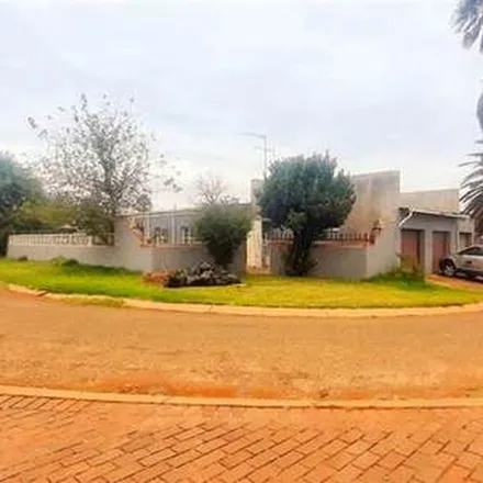 Image 6 - Stellenberg Street, Lenasia South, Gauteng, 1835, South Africa - Apartment for rent
