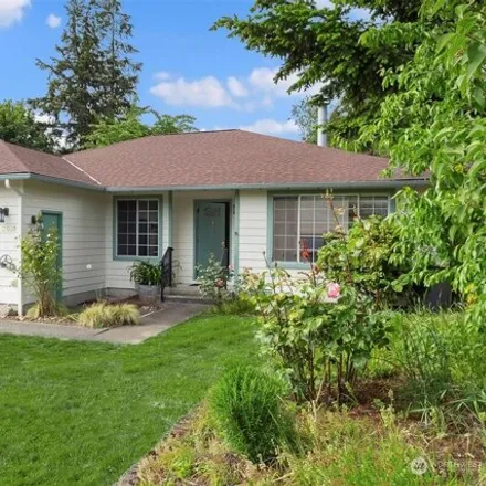 Buy this 3 bed house on 3018 Southwest 346th Place in Federal Way, WA 98023