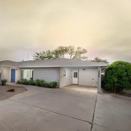 Buy this 4 bed house on 2422 North 39th Street in Phoenix, AZ 85008