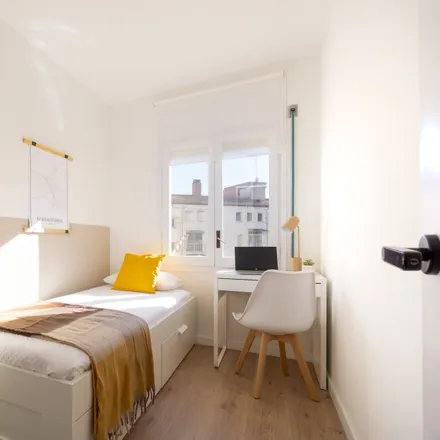 Rent this 1 bed room on Cafeteria Restaurant La Punxa in Carril bici, 17001 Girona